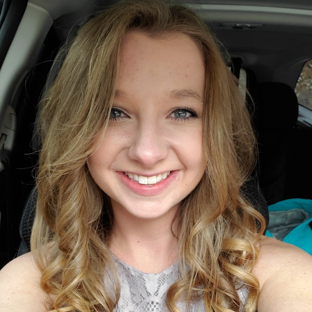 Meet your Posher, April